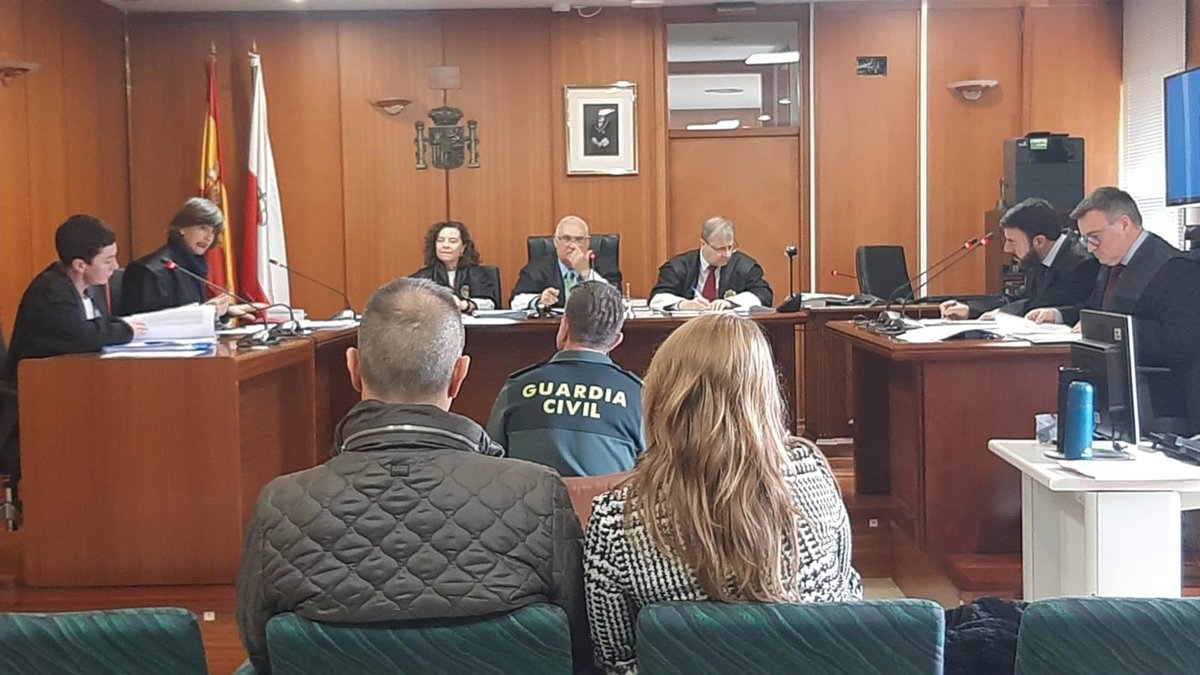 La acusada de estafar a un anciano lo niega: "Me dijo que todo lo que tenía era mío"